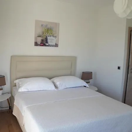 Apartman Emanuela *